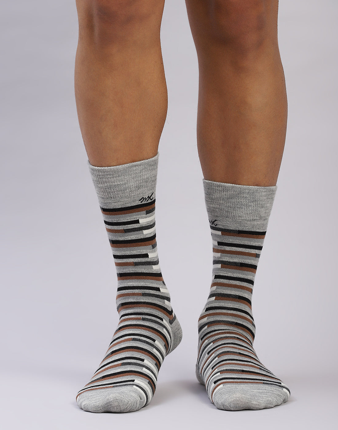 Men Cotton Blend Solid Calf Length Socks (1 Pair)