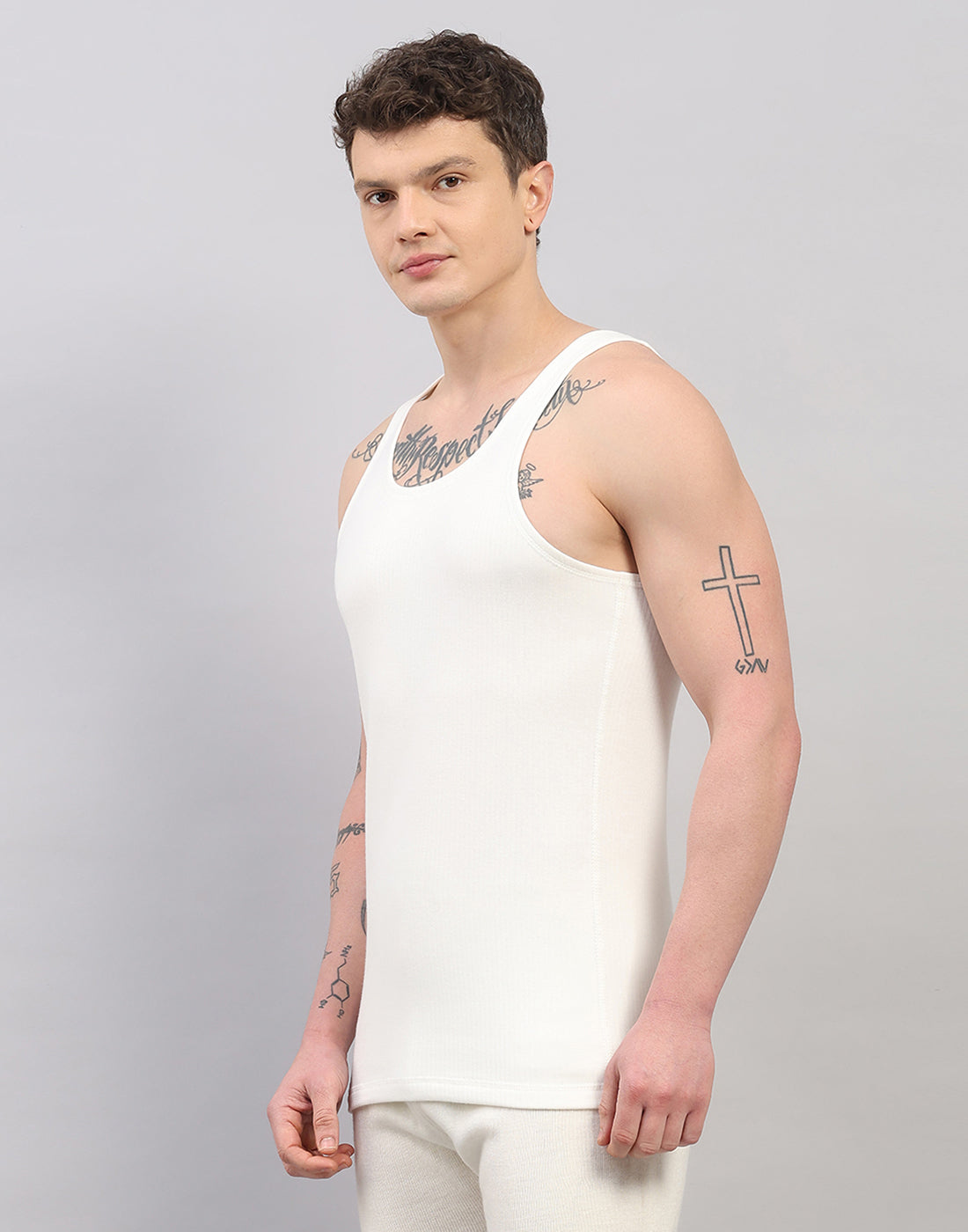Men White Solid Round Neck Sleeveless Thermal Vest