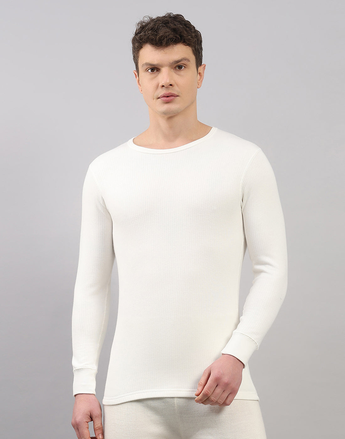 Men White Solid Round Neck Full Sleeve Thermal Vest