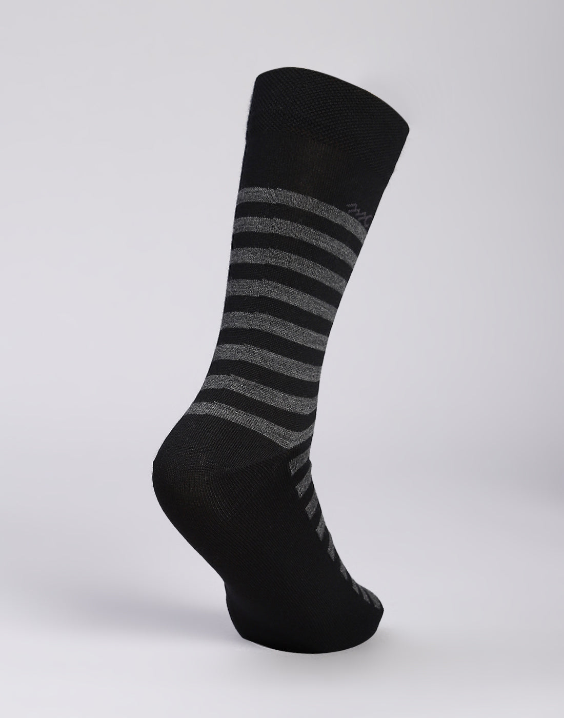 Men Cotton Blend Solid Calf Length Socks (1 Pair)