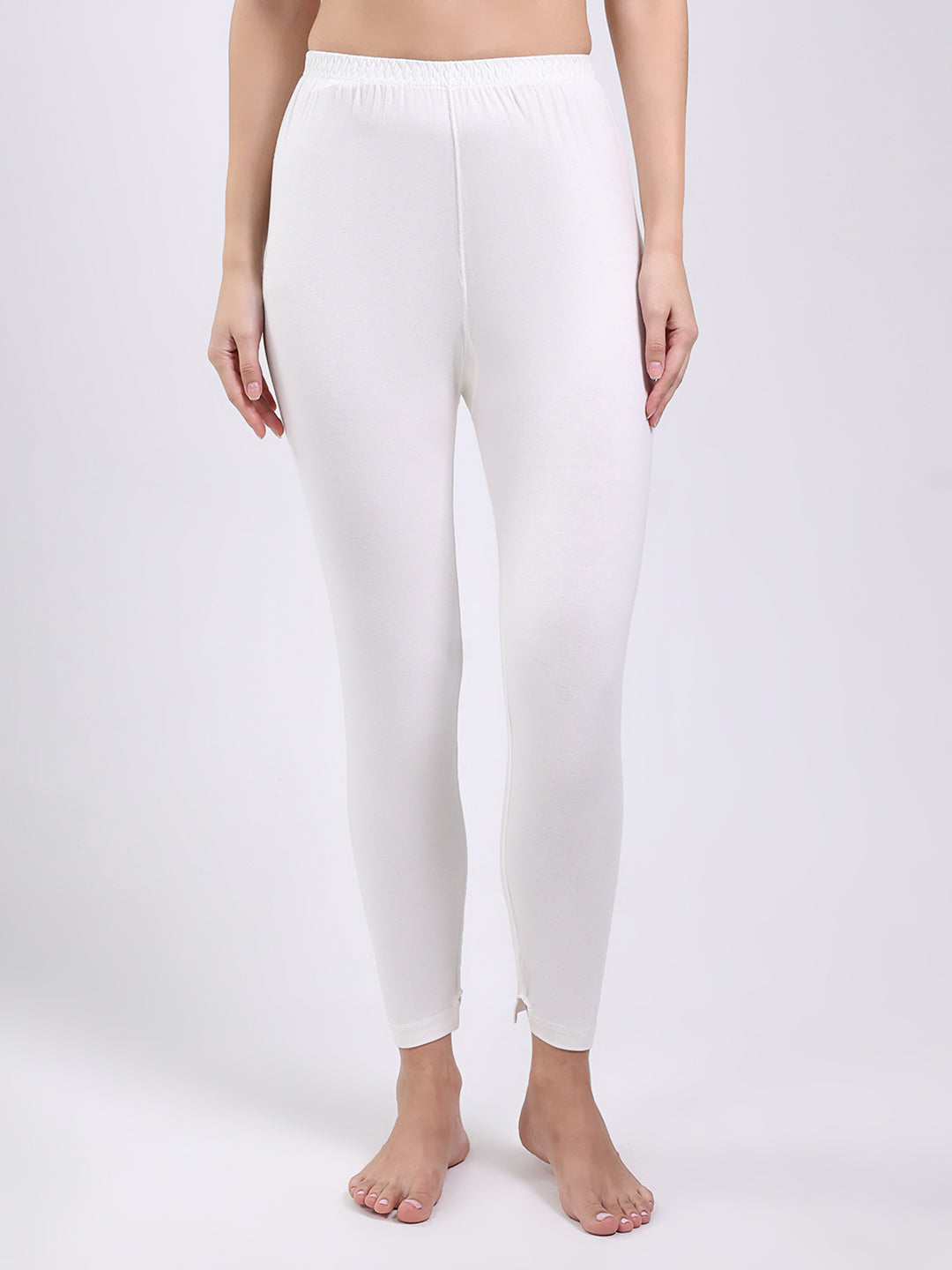 Women Off White Solid Regular Fit Thermal Lower