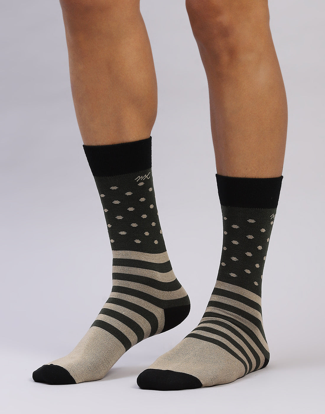 Men Cotton Blend Self Design Calf Length Socks (1 Pair)