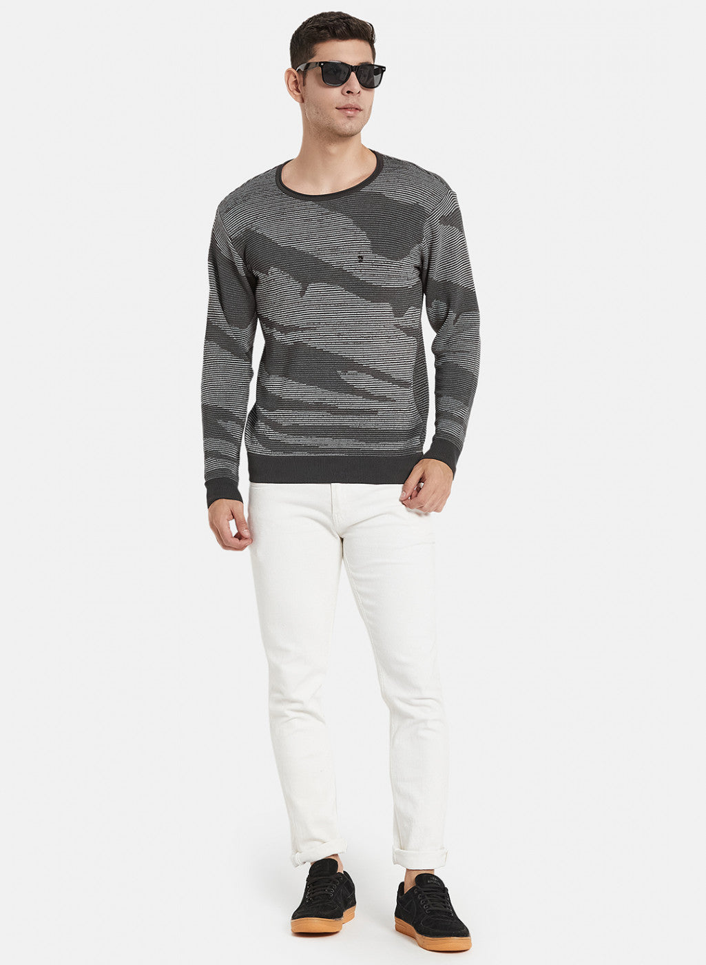 Men Grey Jaquard Pullover