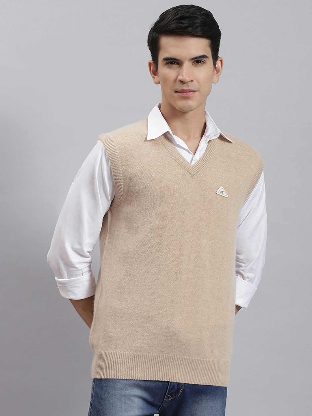 Men Camel Brown Solid V Neck Sleeveless Sweaters/Pullovers