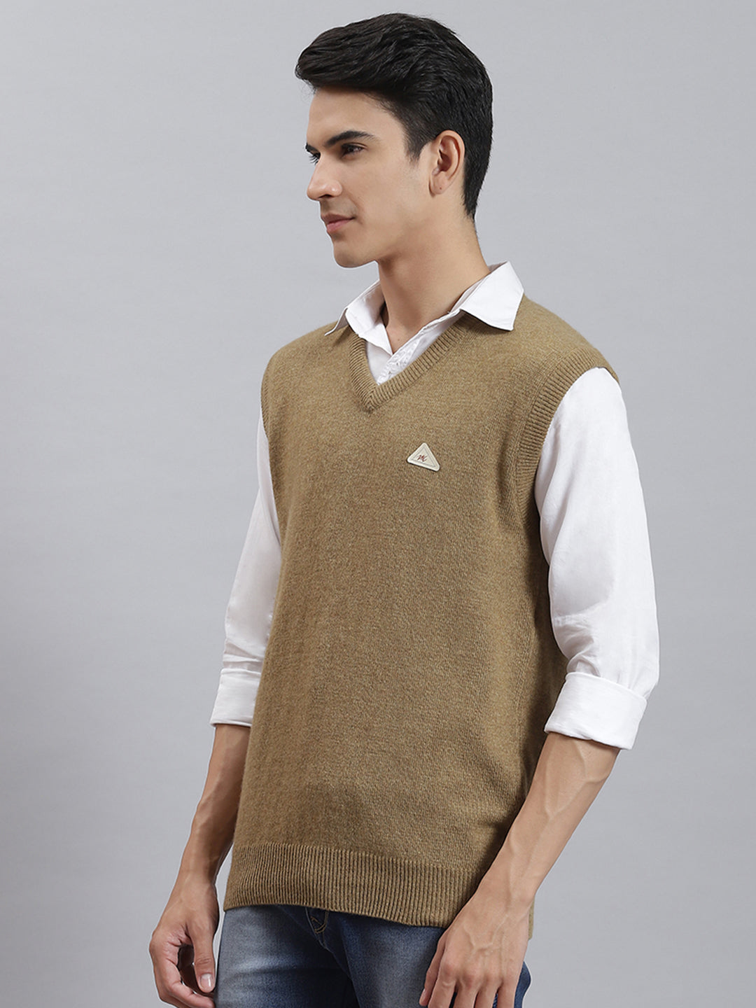 Men Brown Solid V Neck Sleeveless Sweaters/Pullovers