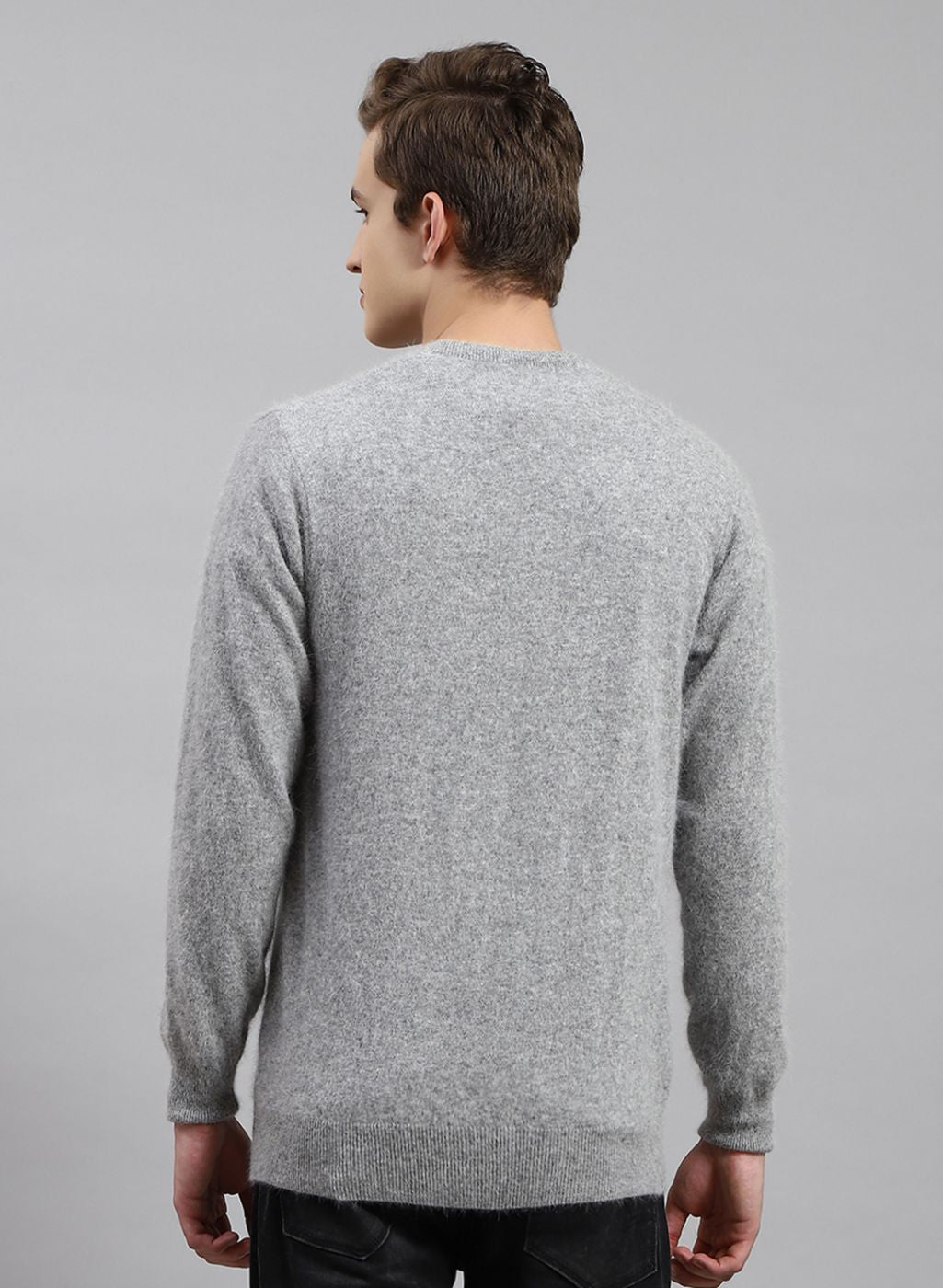 Men Grey Solid Angoora Pullover