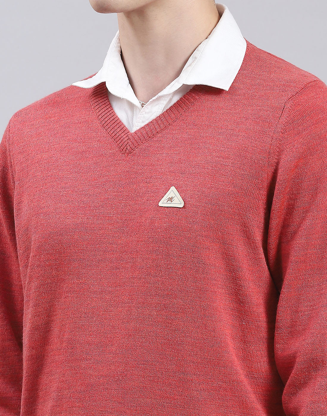 Men Red Solid V Neck Full Sleeve Sweater