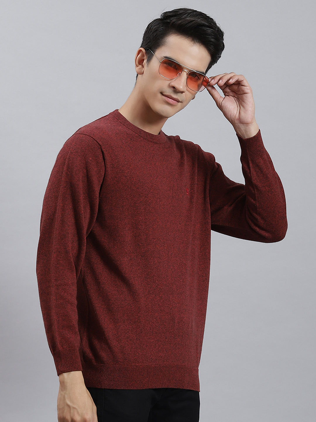Men Maroon Solid Round Neck Full Sleeve Sweaters/Pullovers