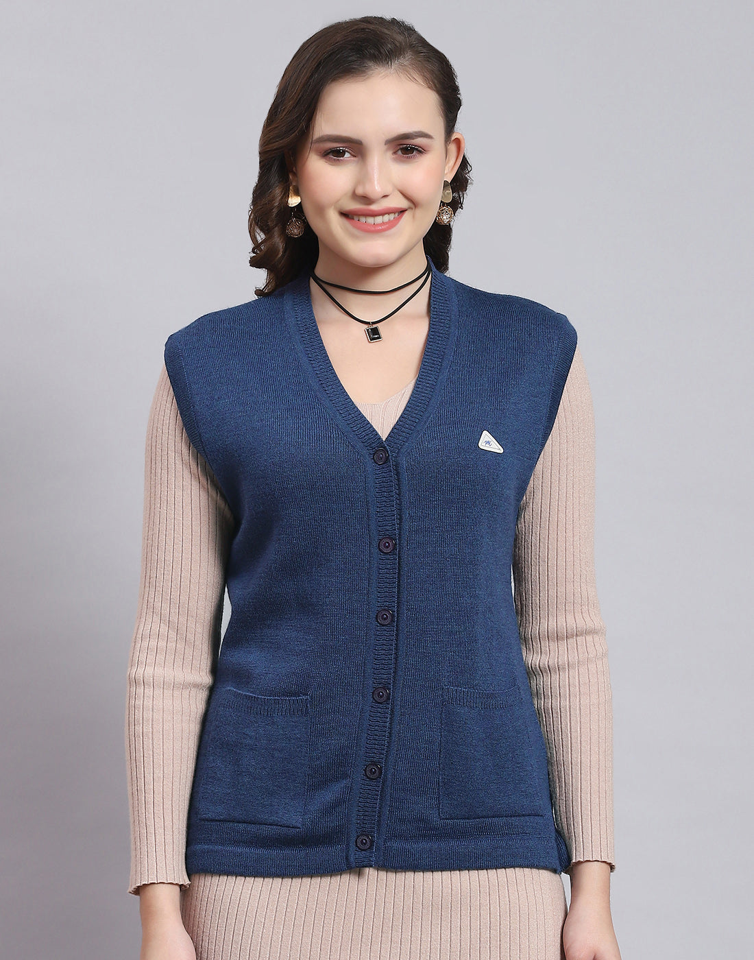 Women Blue Solid V Neck Sleeveless Sweater