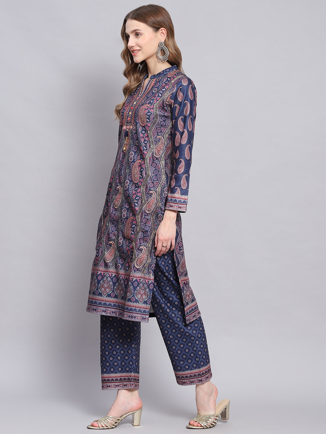 Women Blue Self Design Mandarin Collar Full Sleeve Kurtis Set