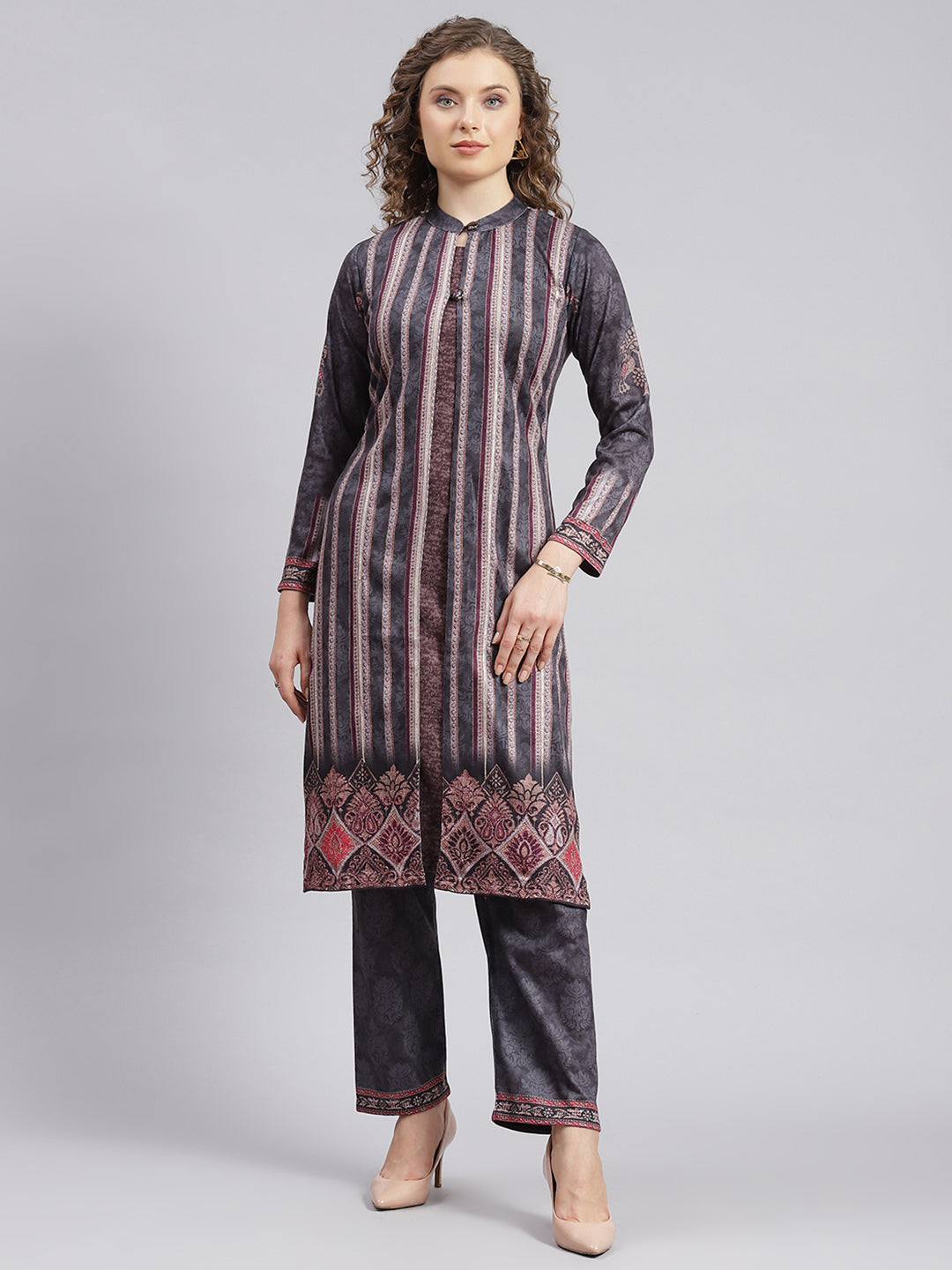 Women Grey Self Design Wool blend Kurti Set