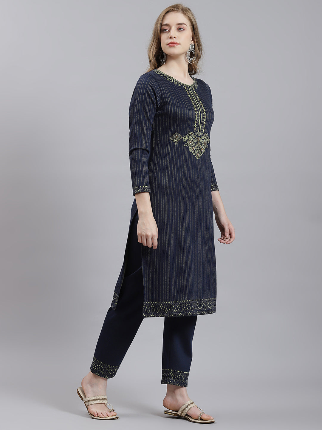 Women Navy Blue Self Kurti+Lower Set