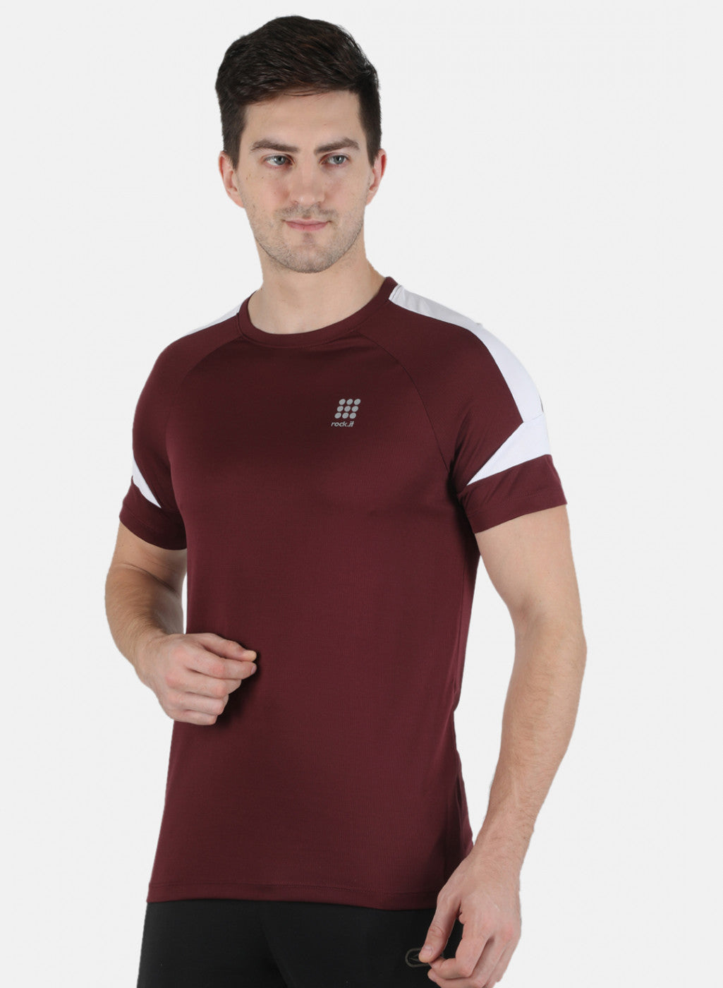 Men Maroon Self Design Round Neck T-Shirt
