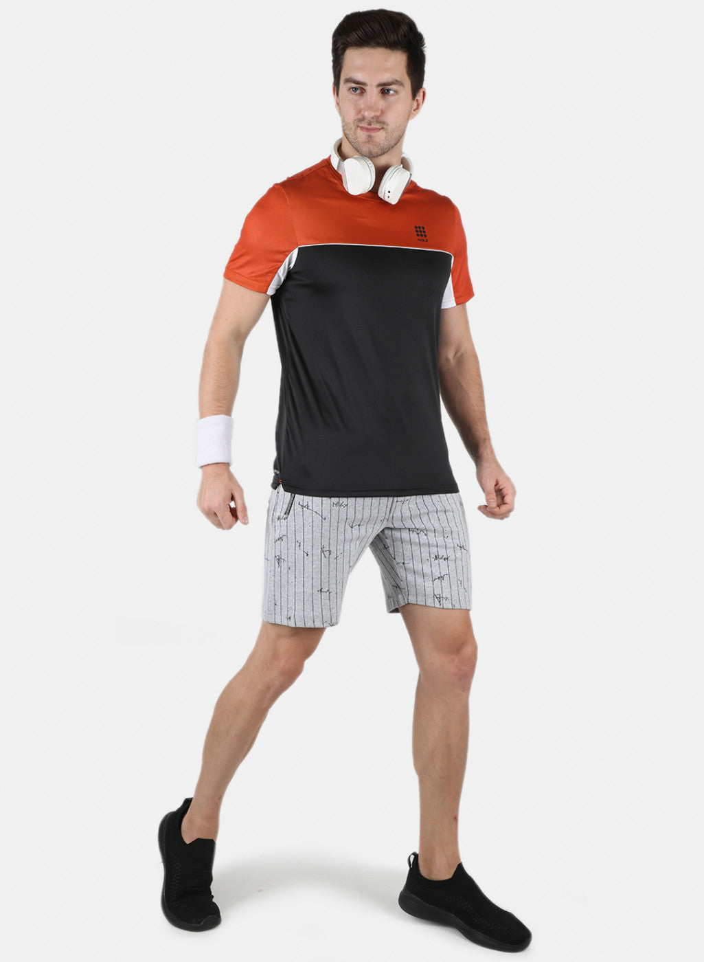 Men Black Self Design Round Neck T-Shirt