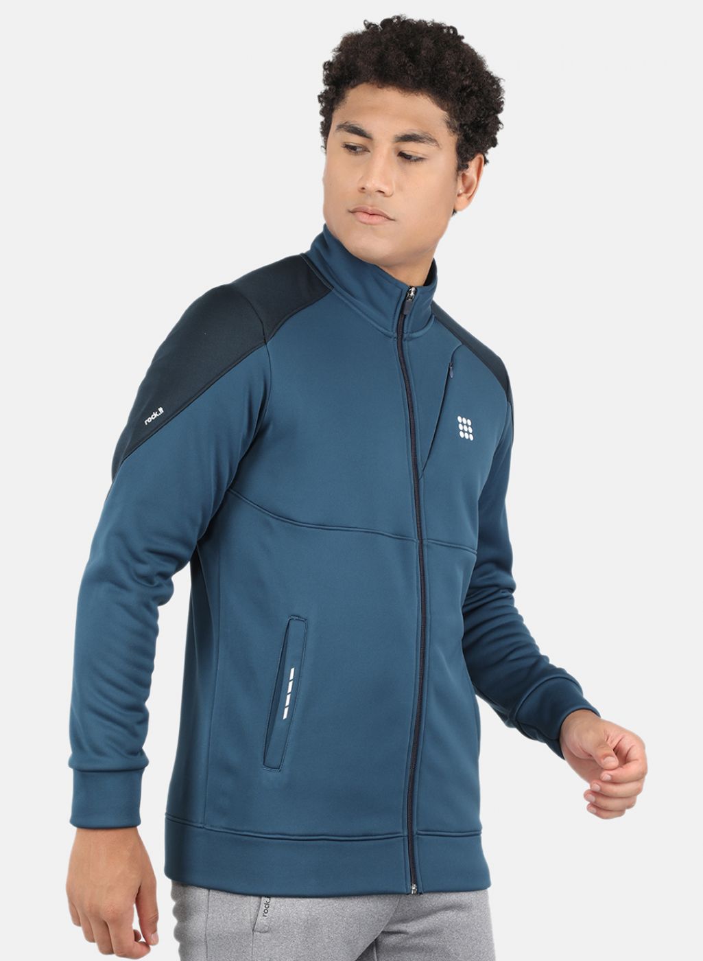 Men Blue Solid Sweatshirt