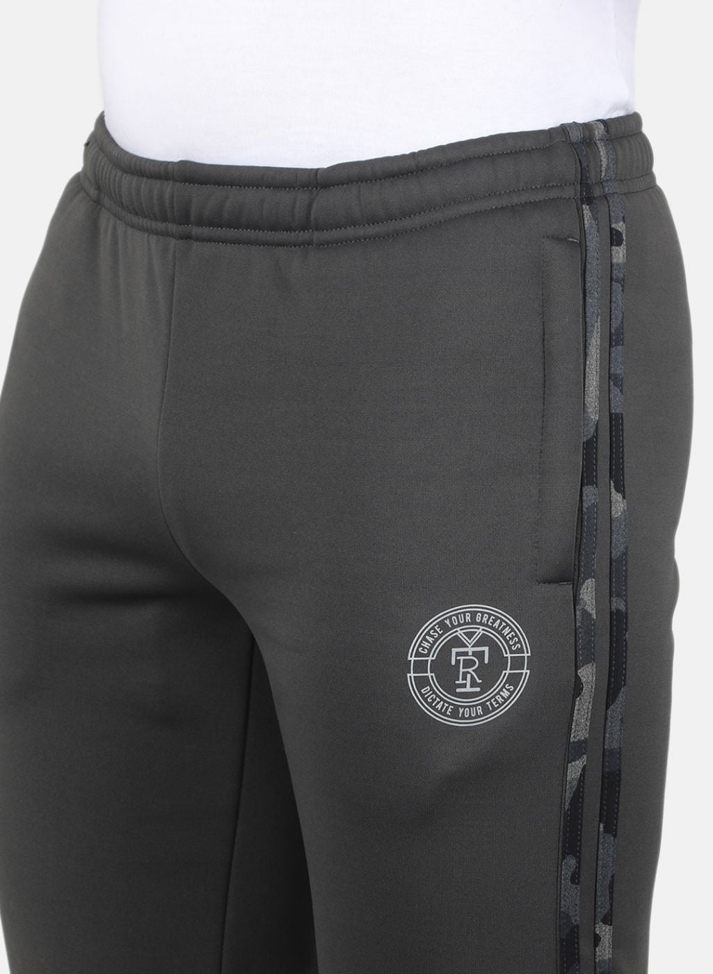 Men Grey Solid Tracksuit