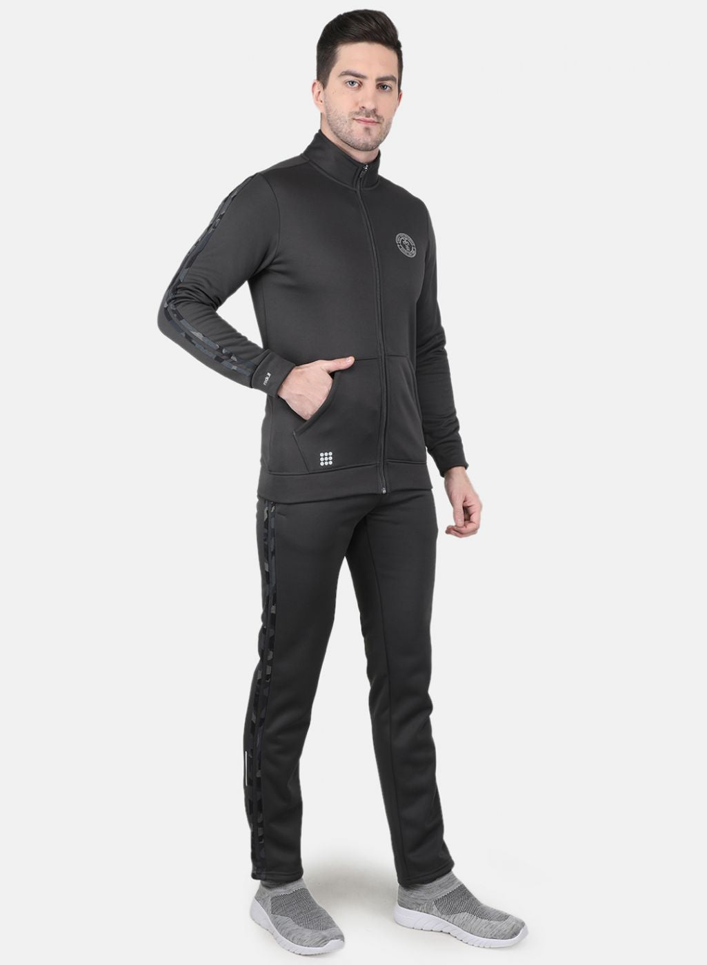 Men Grey Solid Tracksuit