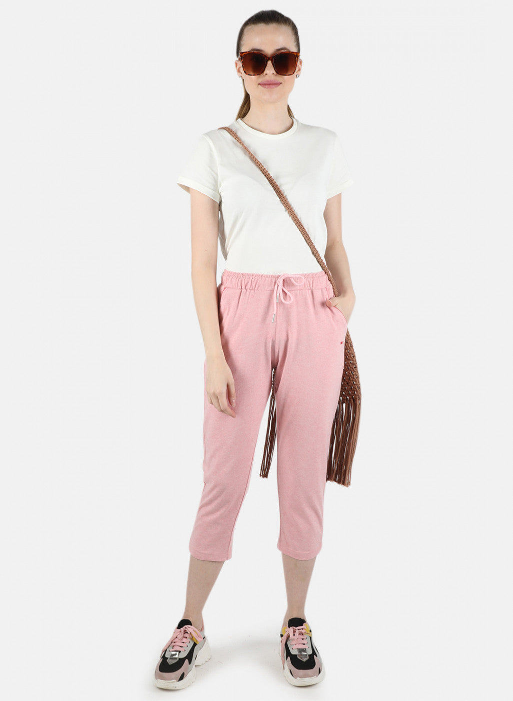 Women Peach Plain Capri