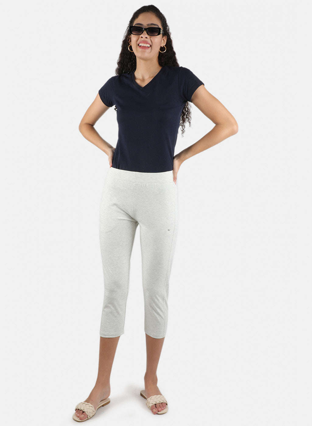 Women Grey Plain Capri