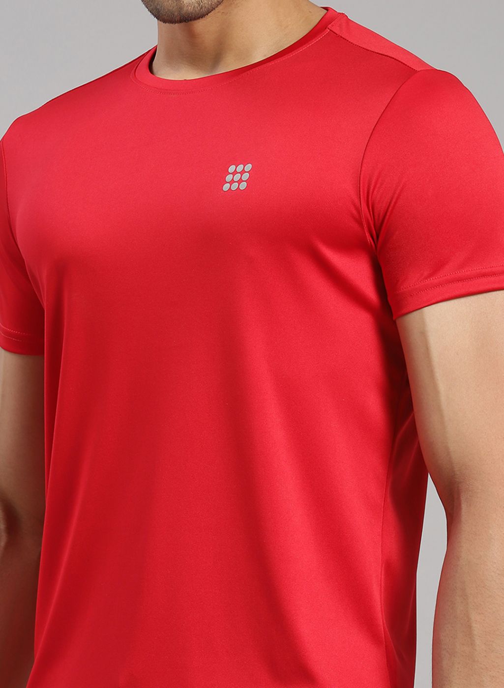 Men Red Solid T-Shirt