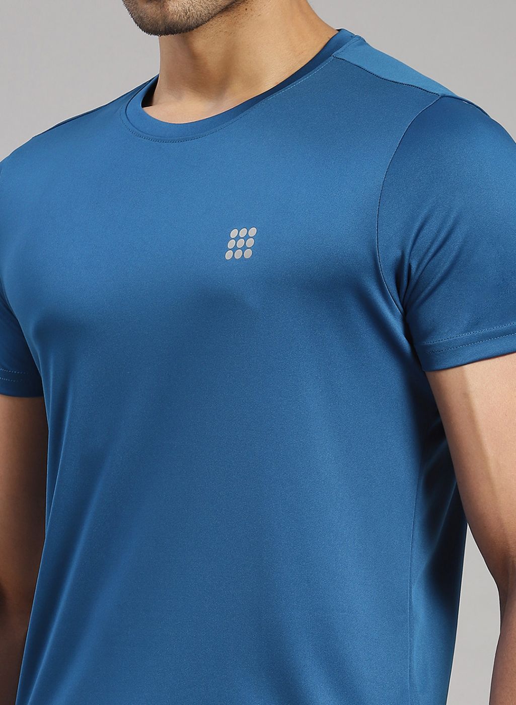 Rock.it Men Teal Blue Solid T-Shirt