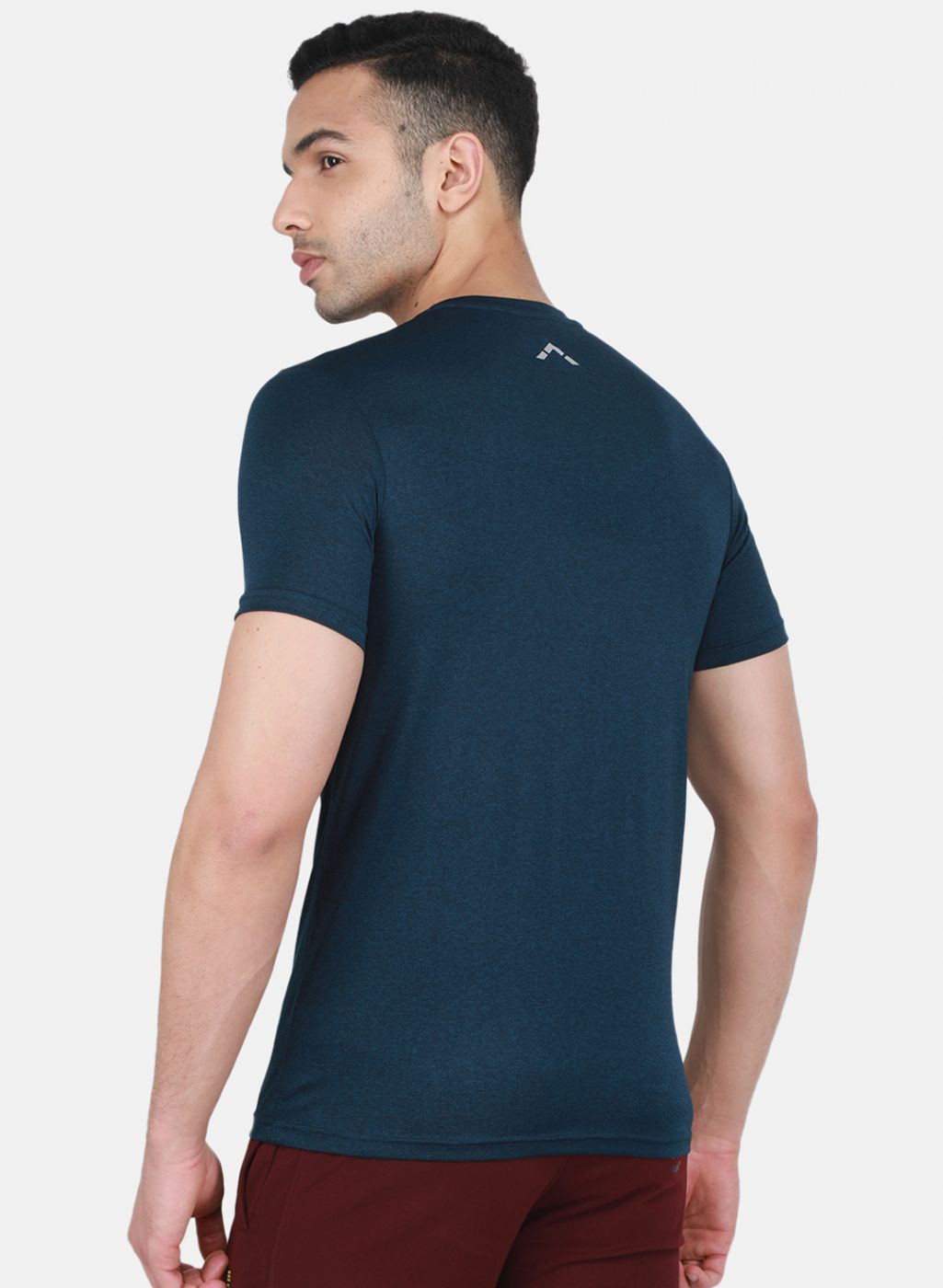 Rock.it Men Navy Blue Solid T-Shirt