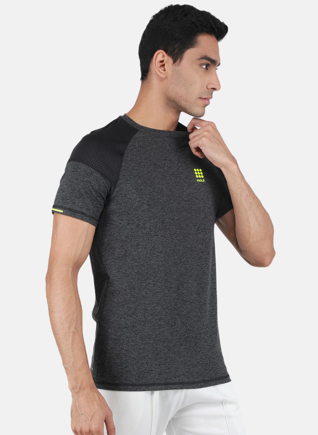 Rock-it Men Grey Solid T-Shirt
