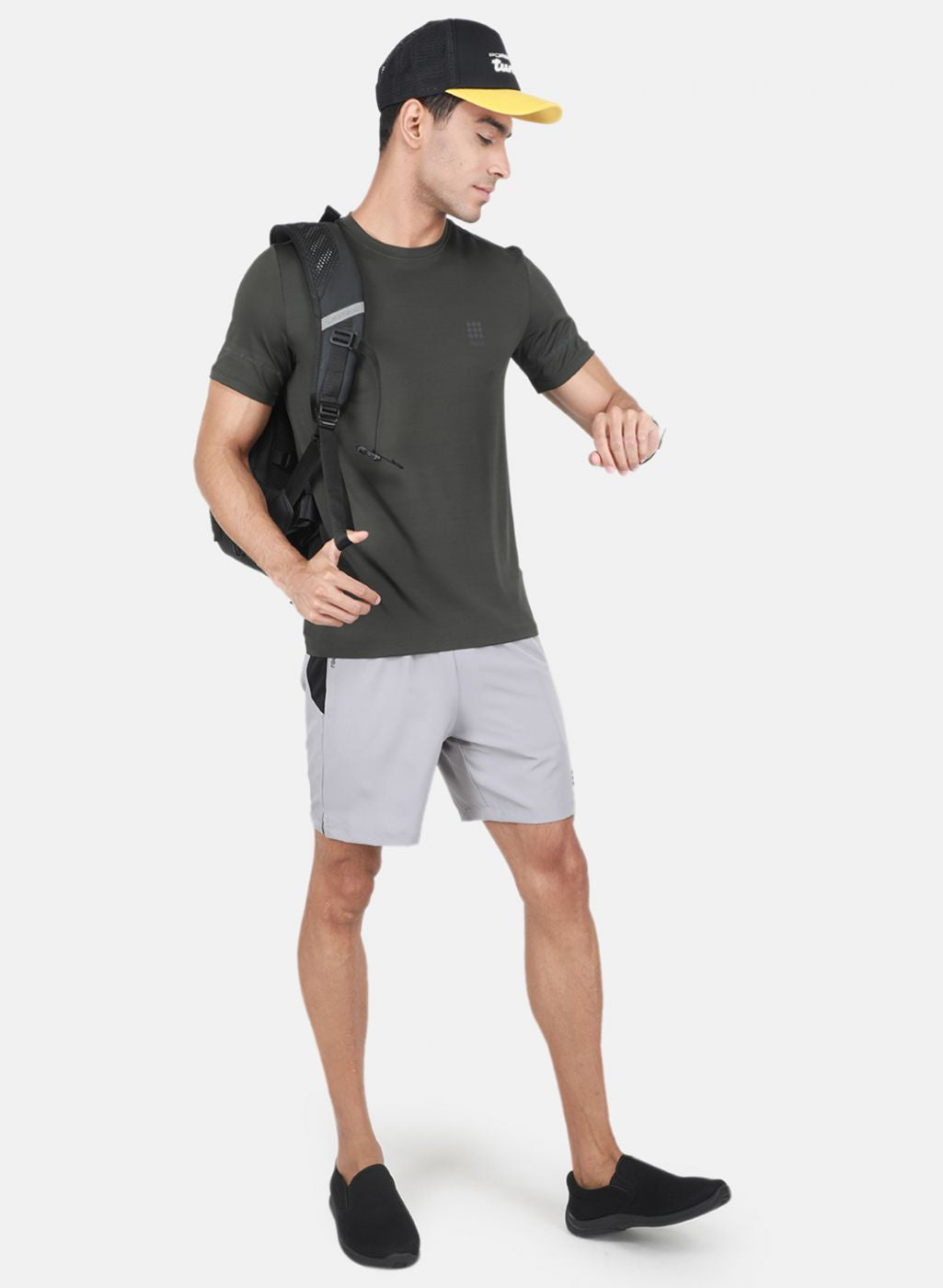 Rock.it Men Olive Solid T-Shirt