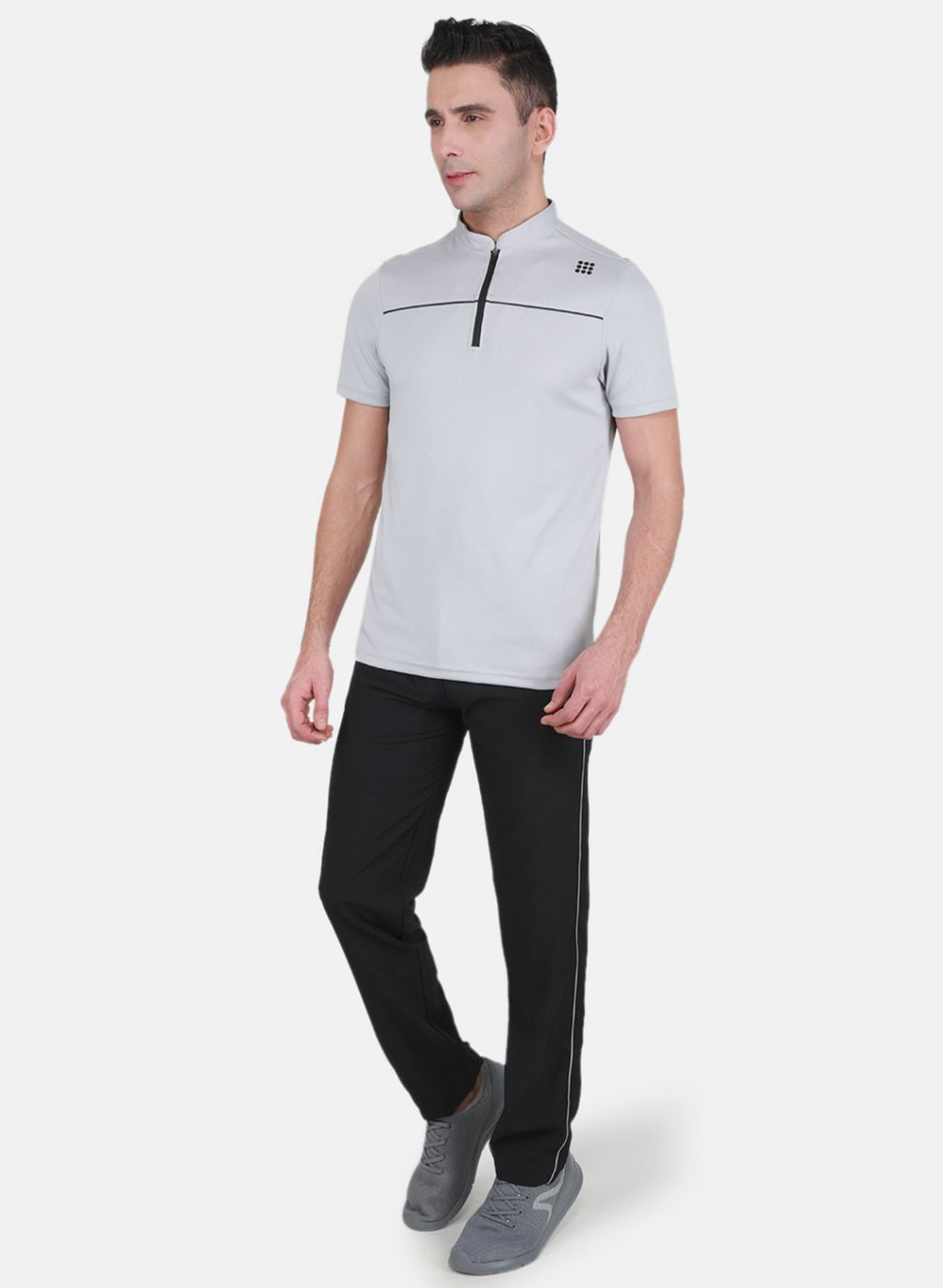 Rock-it Men Grey Self Design Tracksuit