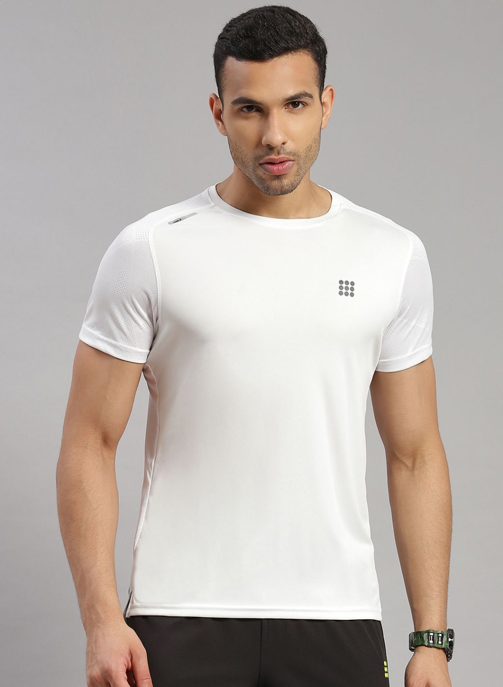 Men White Solid T-Shirt