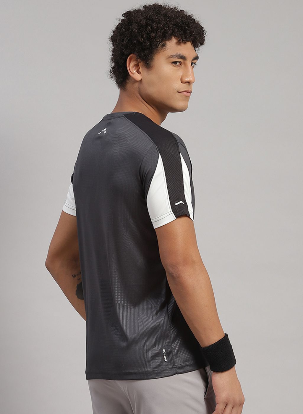 Rock.it Men Grey Solid T-Shirt