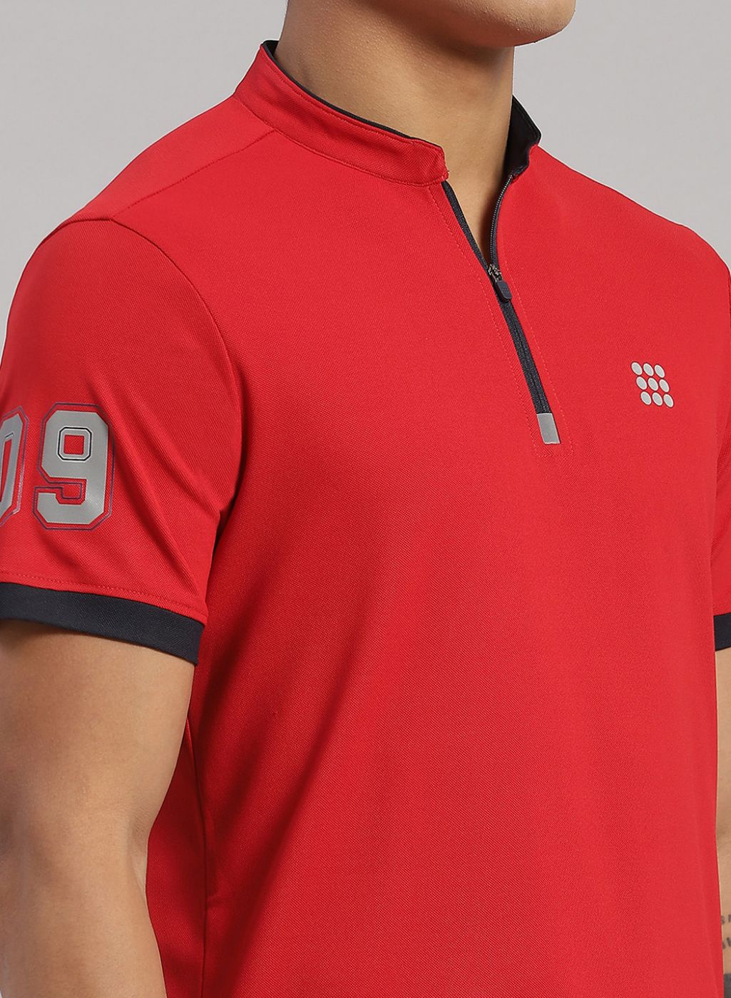 Men Red Solid T-Shirt