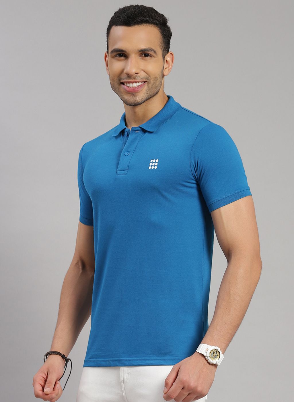 Men Turquoise Blue Solid T-Shirt