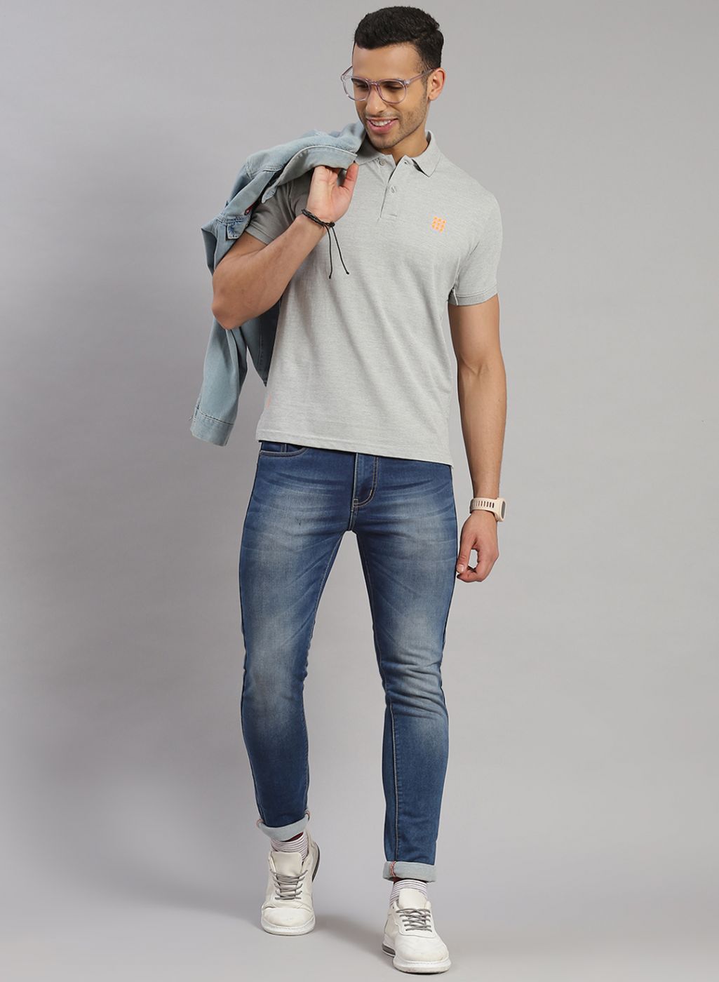 Men Grey Solid T-Shirt
