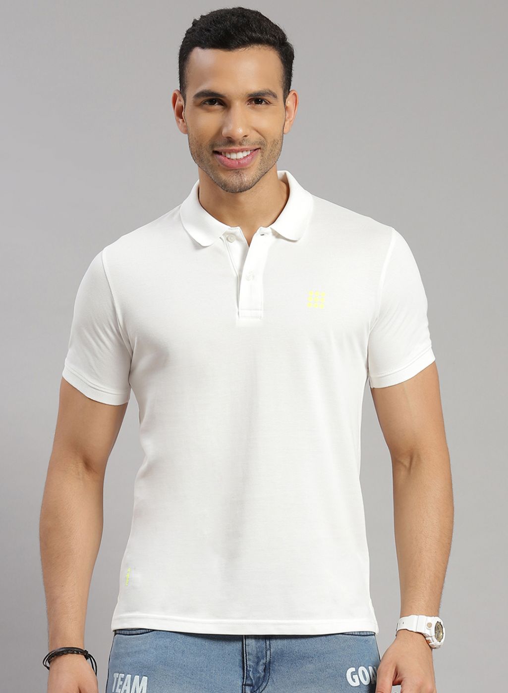 Rock.it Men Off White Solid T-Shirt