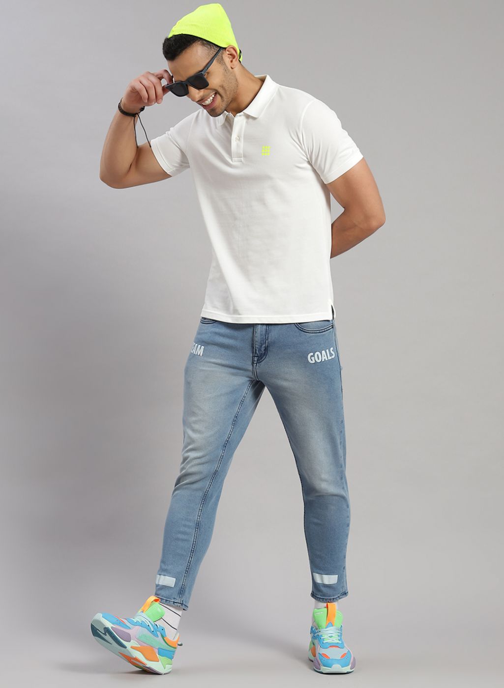 Rock.it Men Off White Solid T-Shirt