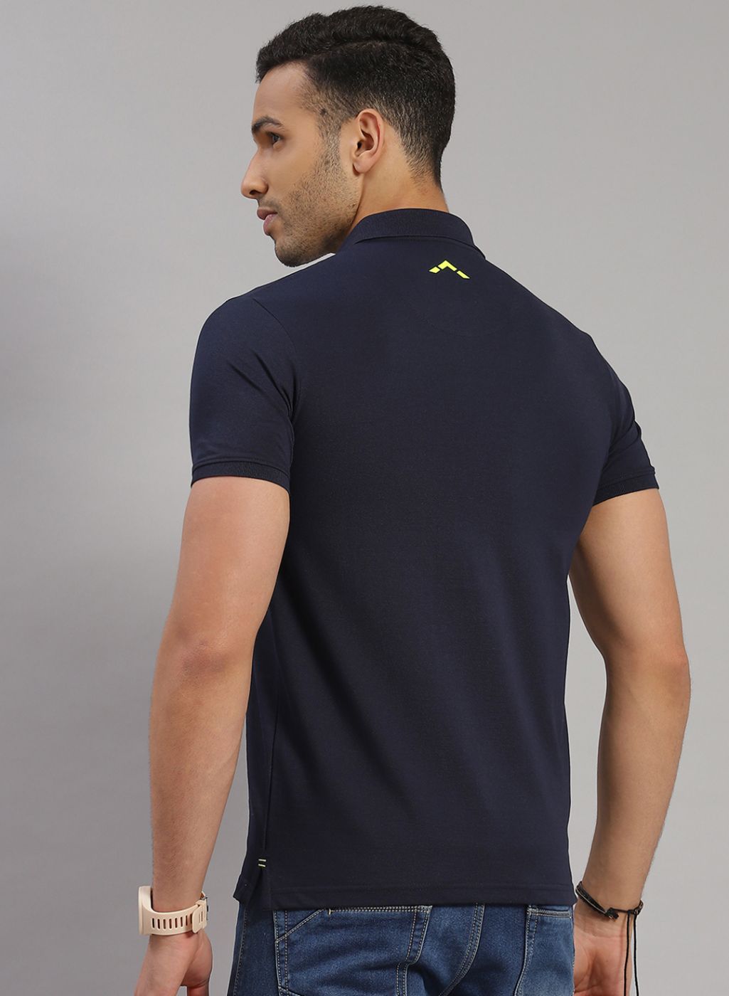 Men NAvy Blue Solid T-Shirt