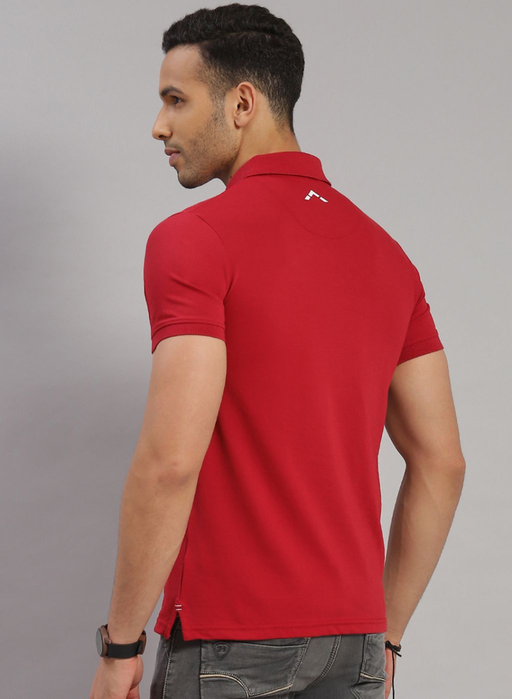 Men Maroon Solid T-Shirt