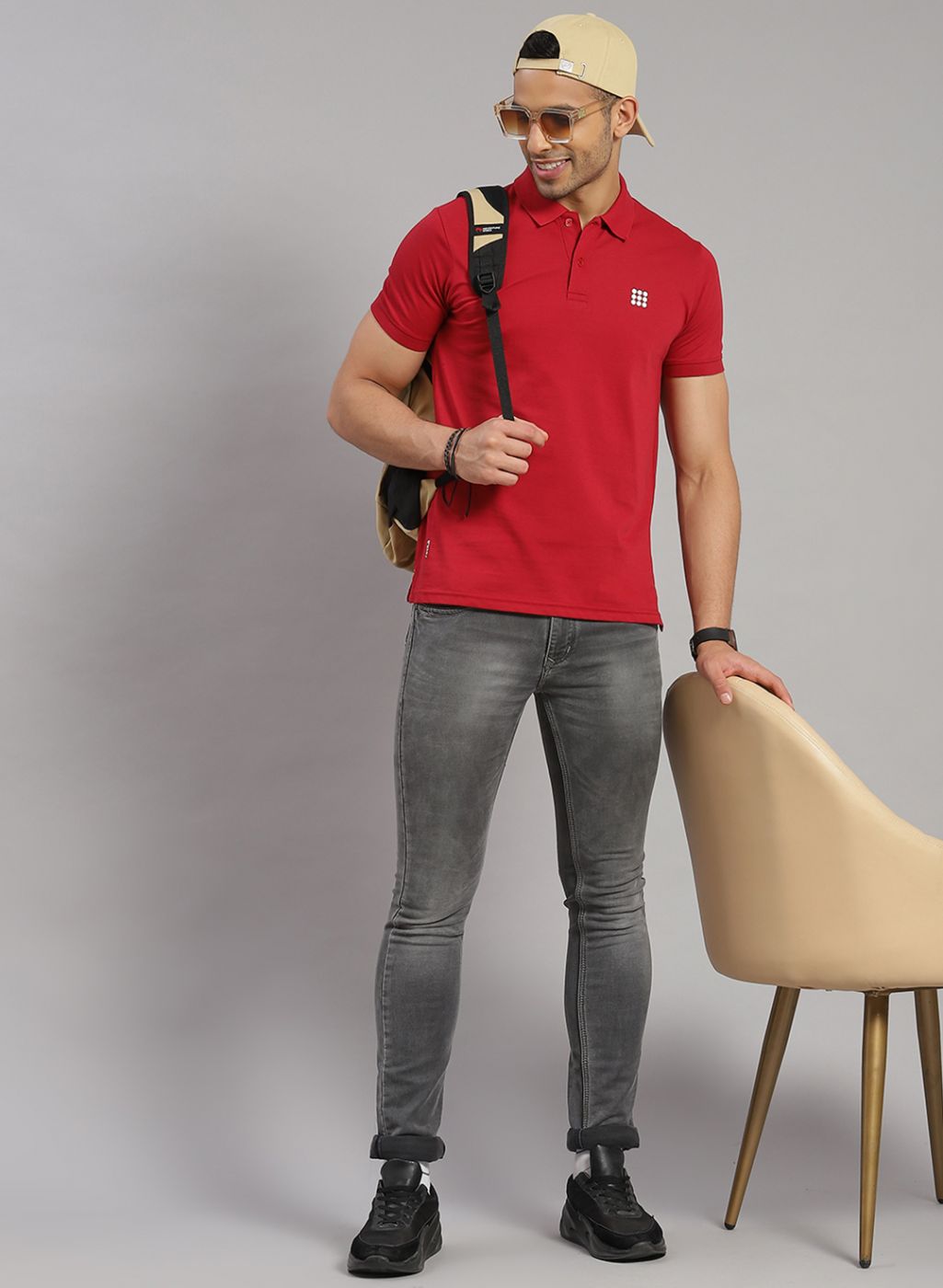 Men Maroon Solid T-Shirt