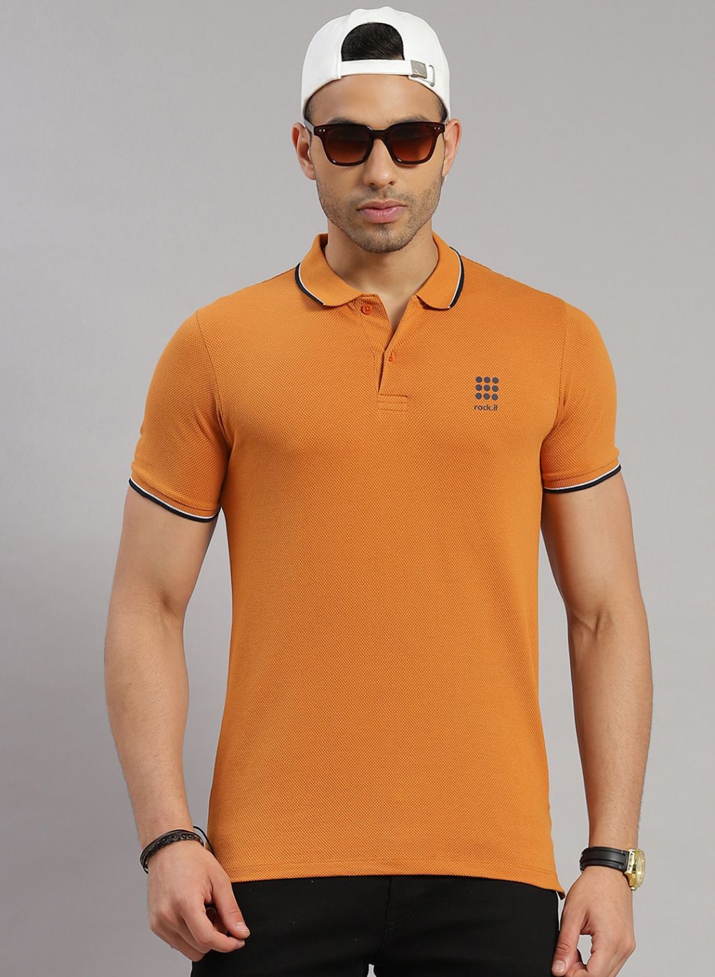 Men Camel Brown Solid T-Shirt