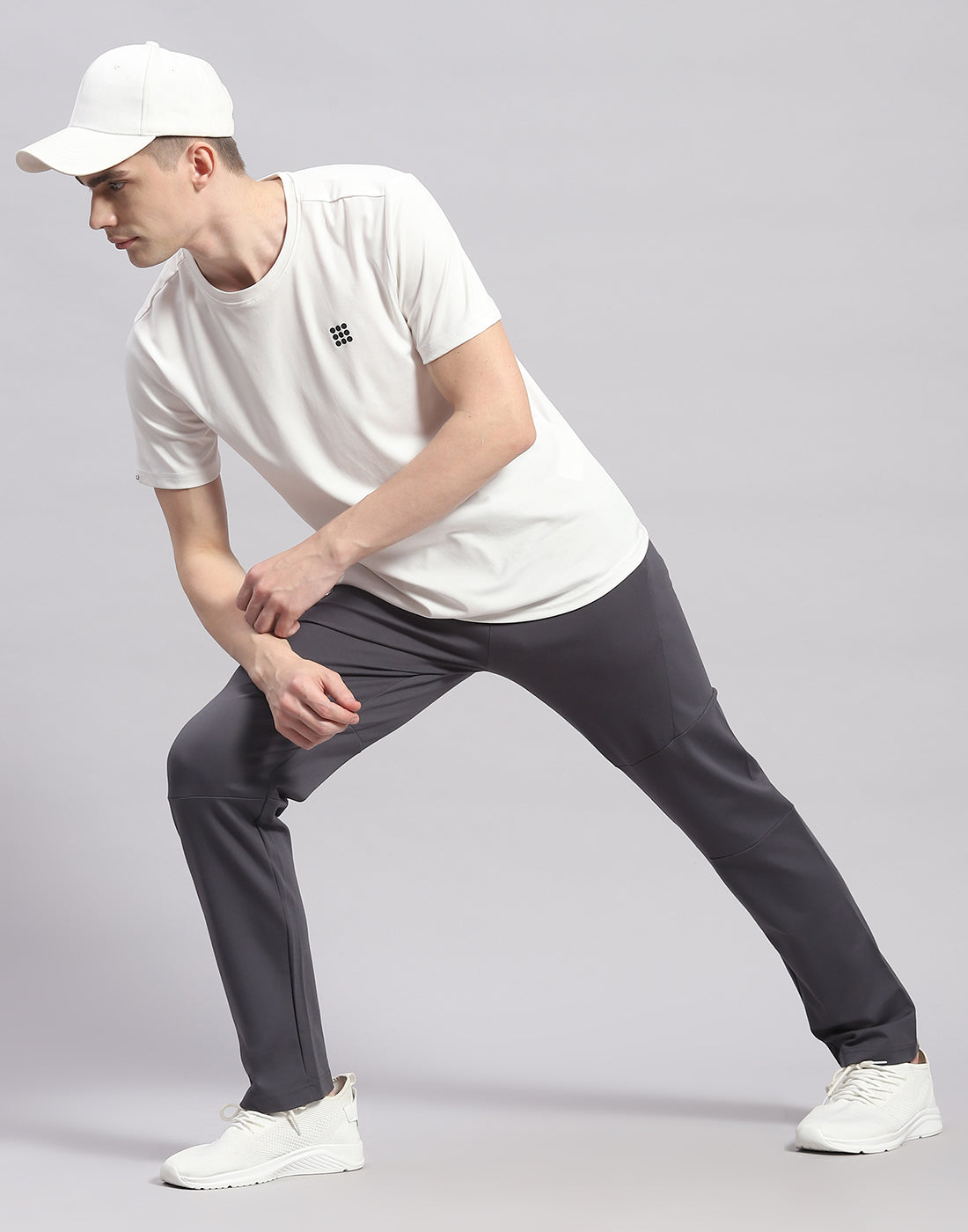 Men Grey Solid Regular Fit Lower
