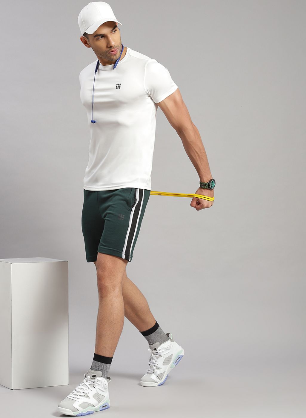 Men Green Solid Smart Fit Short