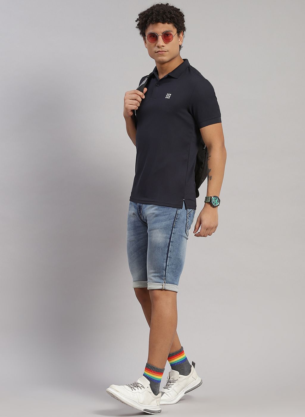 Men NAvy Blue Solid T-Shirt
