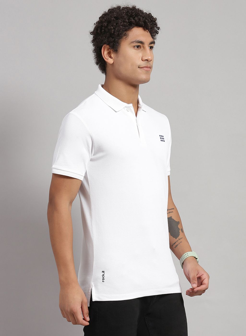 Men White Solid T-Shirt