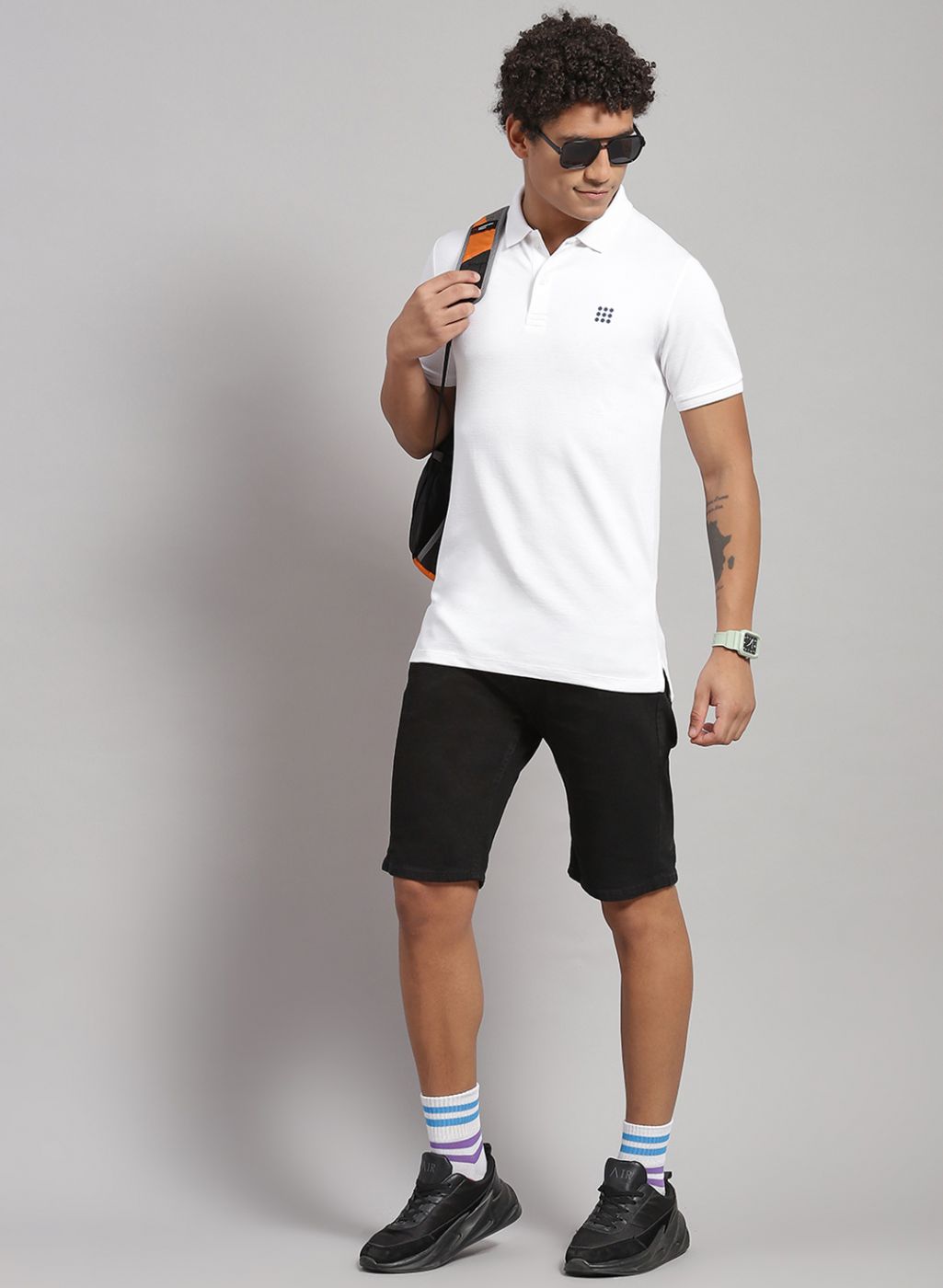 Men White Solid T-Shirt