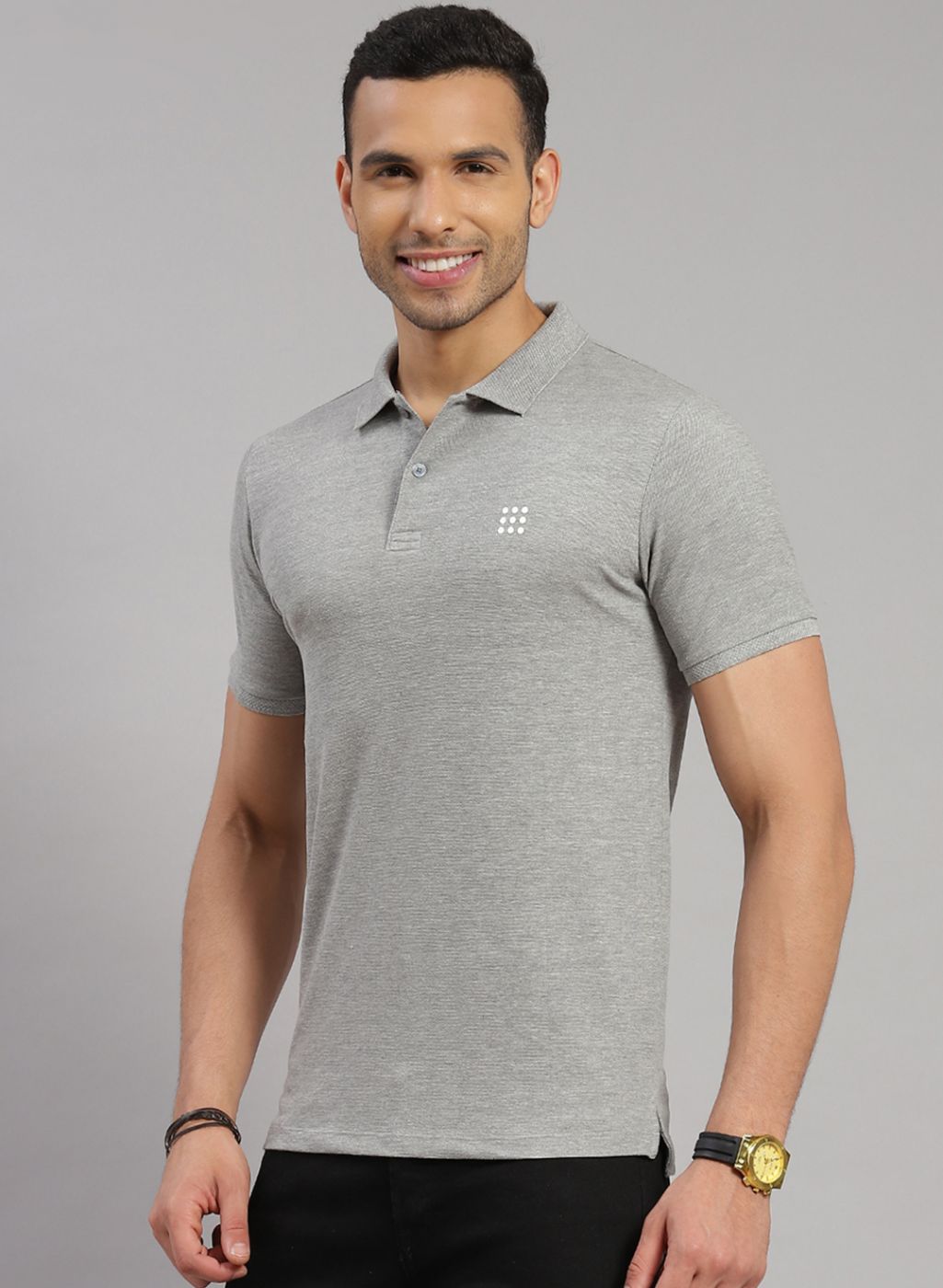 Men Grey Solid T-Shirt