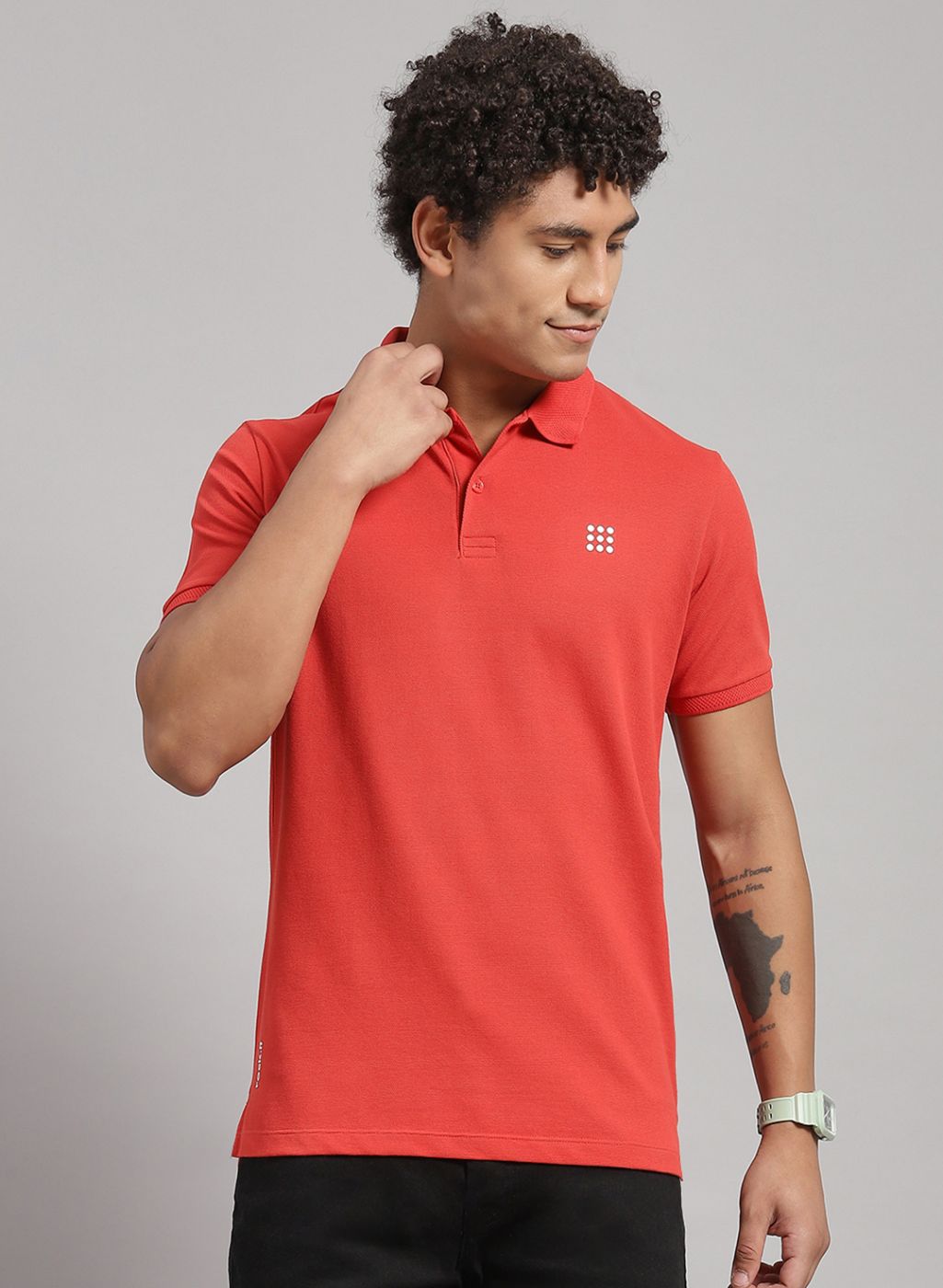 Men Orange Solid T-Shirt