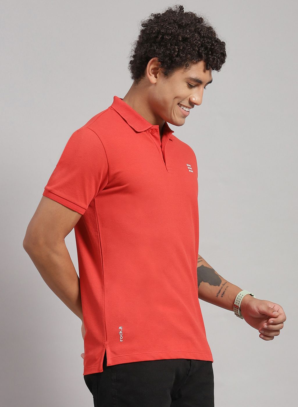Men Orange Solid T-Shirt