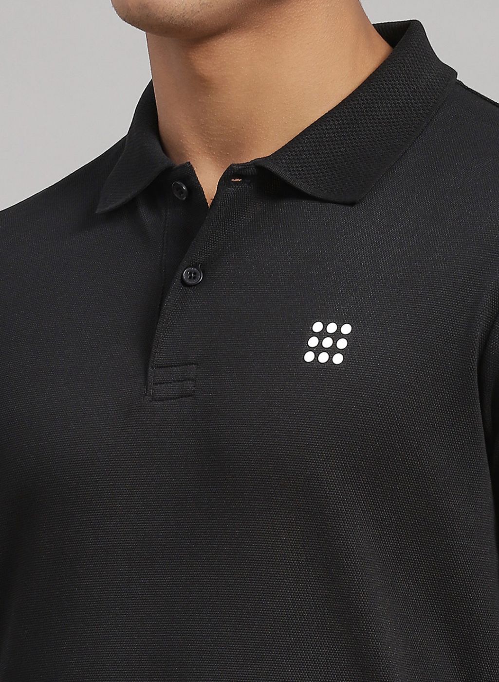 Men Black Solid T-Shirt