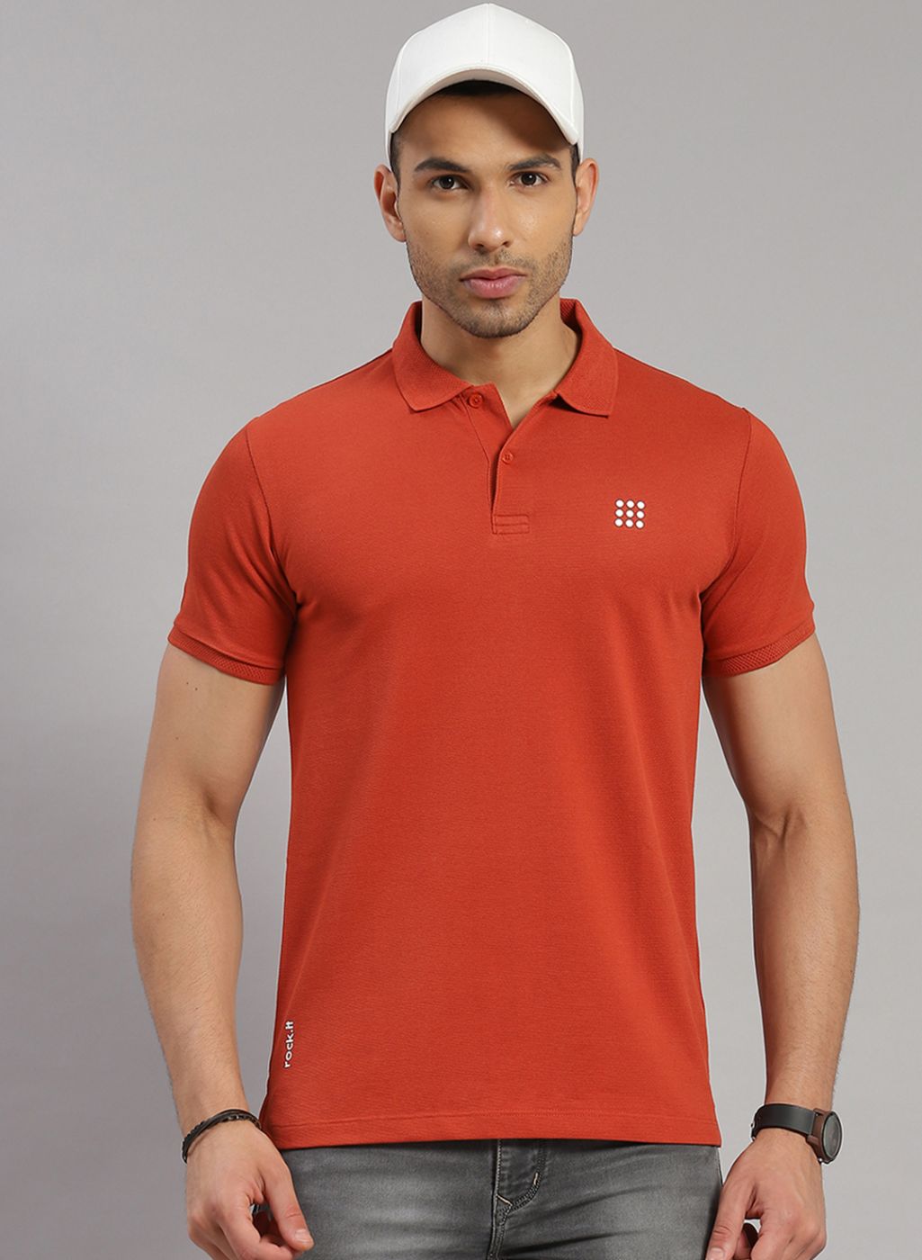 Men Rust Orange Solid T-Shirt